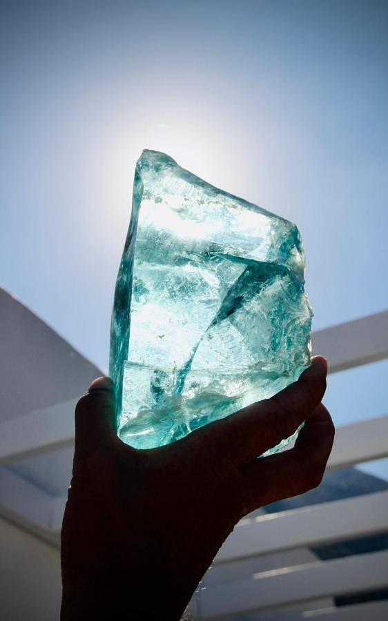 Gîte pour 2 personnes, avec vue ainsi que piscine et terrasse dans Karpathos