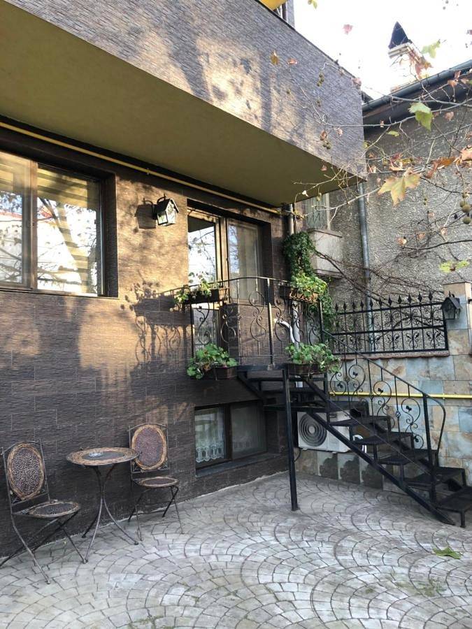 B&b per 2 persone, con panorama e giardino in Bucarest