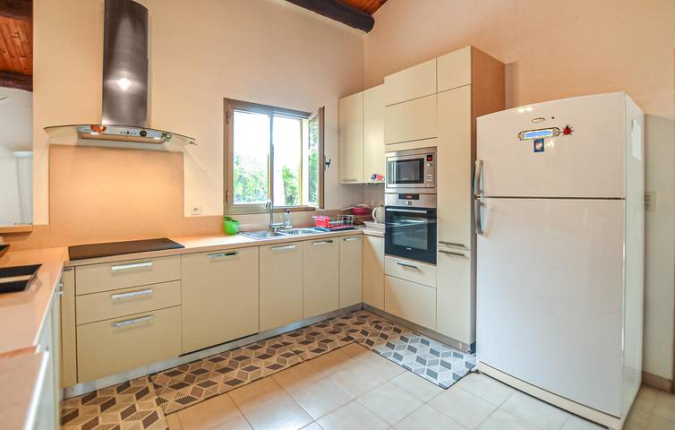 Spacieux appartement de 150 m² avec piscine, Wi-Fi et terrasse près de la plage in Solaro, Arrondissement de Corte
