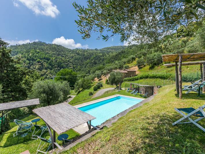 Podere Piastriccio/Casa di Vetro in Pescia, Provincia di Pistoia