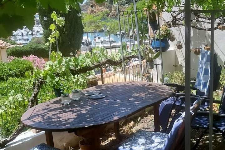 Appartement de vacances pour 3 personnes, avec Terrasse et Jardin