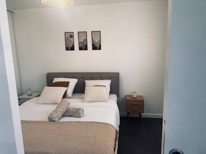 Gîte pour 3 personnes, avec bassin pour enfant ainsi que vue et balcon à Saint-Égrève - 3