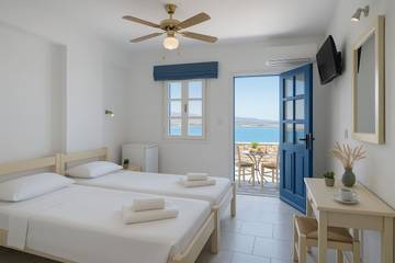 Alojamiento Y Desayuno para 2 Personas en Nausa, Egeo Meridional, Foto 4