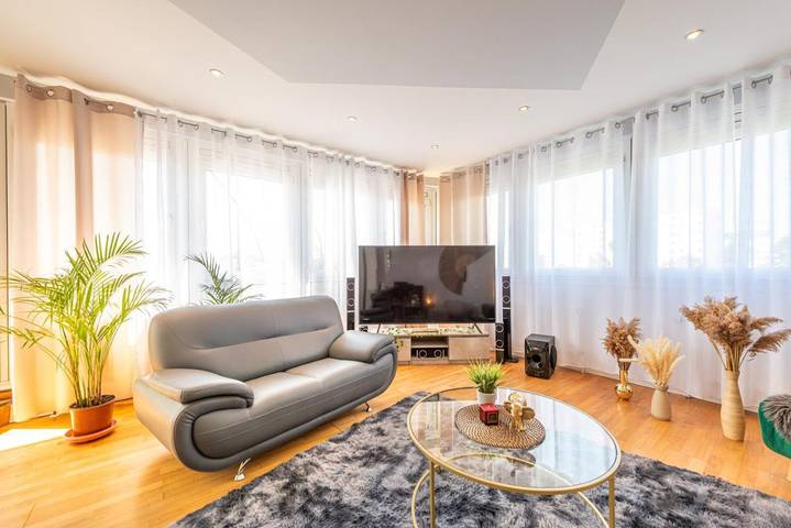 Ferienwohnung für 8 Personen, mit Terrasse und Ausblick in Filderstadt - 2