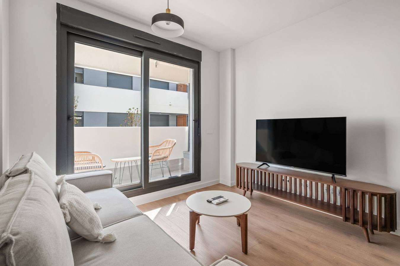 Ganze Wohnung, Apartamento business con garaje y piscina de alquiler temporal in San Sebastián de los Reyes, Madrid Province