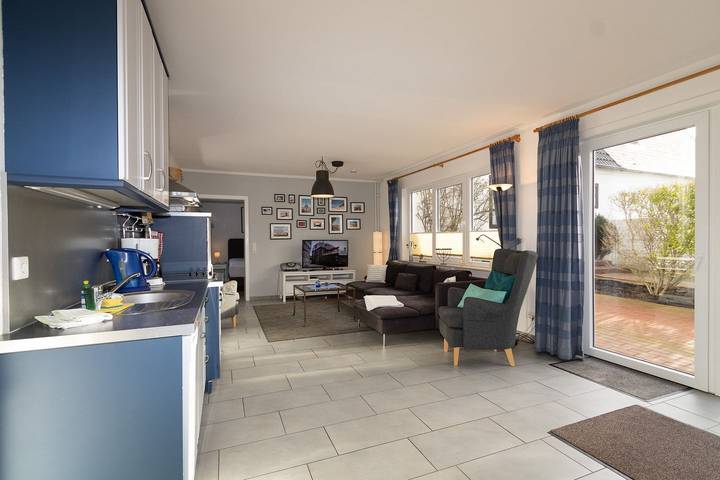 Ganze Wohnung, Ebenerdig und geräumig, ist diese 3 Zimmer-Ferienwohnung in Strand Hörnum, Hörnum