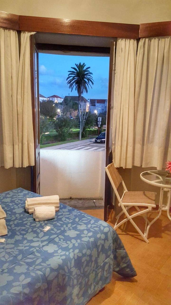 Double Room with Shared Bathroom in Peniche, Leiria District