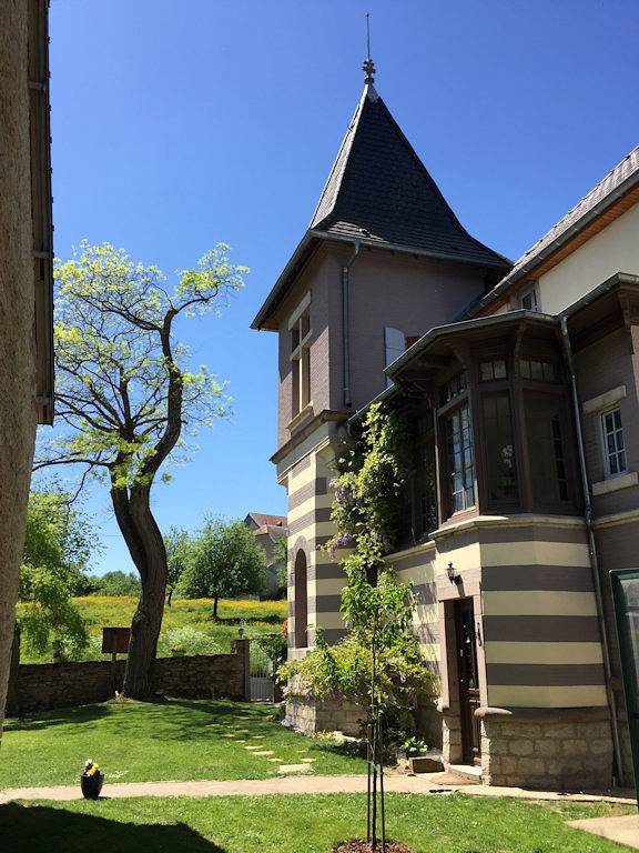 Chambre d’hôte pour 2 personnes, avec piscine ainsi que jacuzzi et jardin dans Haute-Saône - 2