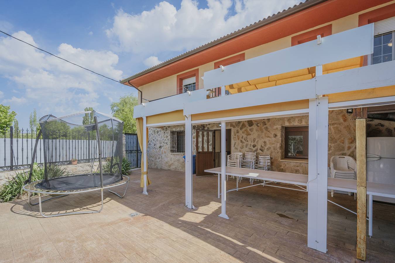 Ferienhaus 'El Encuentro Del Duraton' mit Bergblick, privatem Pool und Wi-Fi in Castro de Fuentidueña, Segovia Provinz