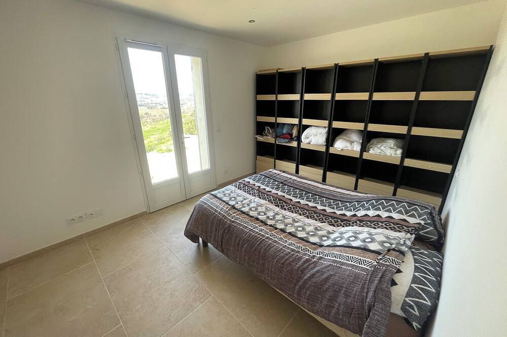 Quiet Villa In Provence With Swimming Pool in Séguret, Vaucluse