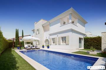 Ferienhaus für 4 Personen, mit Meerblick in Novigrad