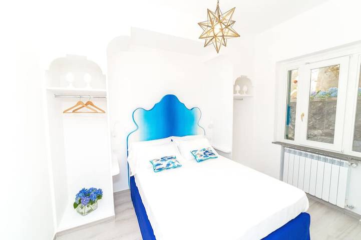 Ganze Wohnung, Eden House Positano, Erstaunlicher Seeview Apartment Parkplatz Gemeinschaftspool in Positano, Sorrento Coast
