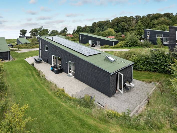 Ferienhaus für 6 Personen, mit Terrasse in Båring Strand