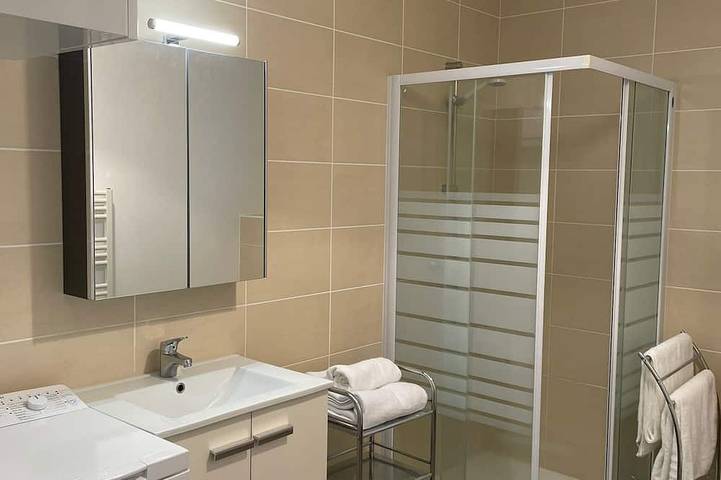 Entire apartment, T2 apartment of 40m2 feet in the water + swimming pool in Santa-Lucia-di-Moriani, Corte region