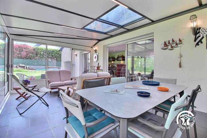 Location de vacances pour 4 personnes, avec jardin ainsi que vue et terrasse à Saint-Nolff - 4