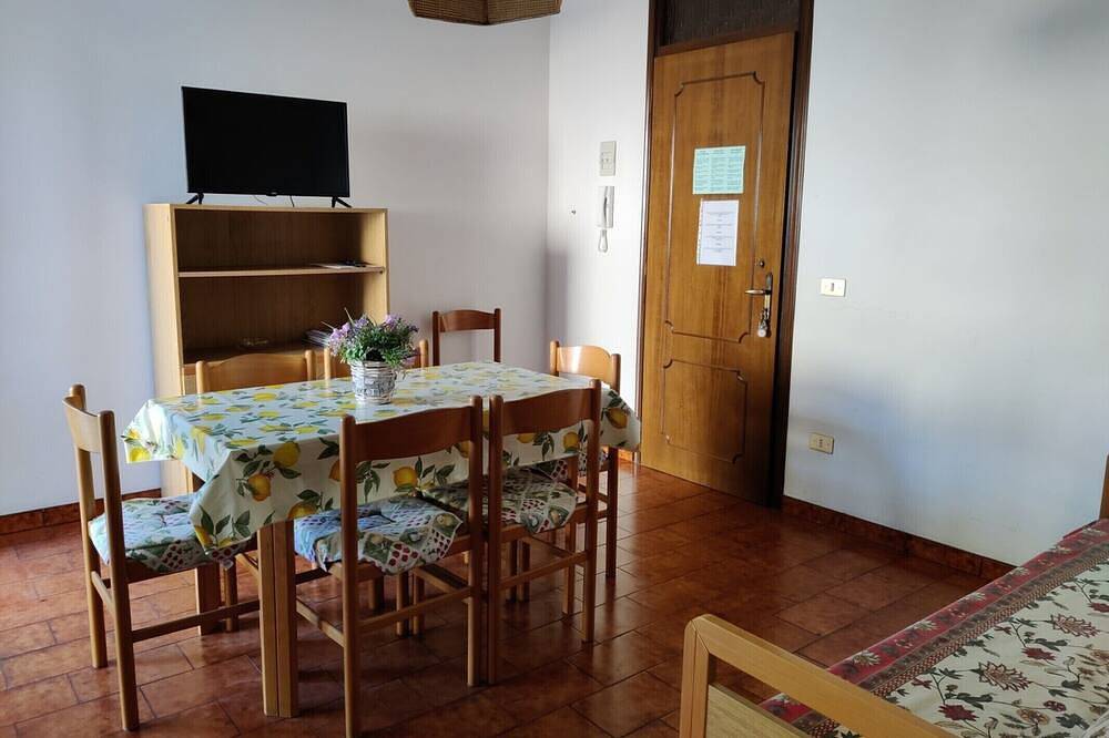 Entire apartment, Spacious apartment close to the beach - Beahost in Caorle, Venice Province