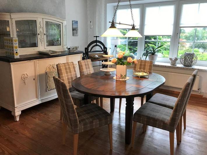Ferienwohnung für 4 Personen, mit Terrasse und Garten in Janneby