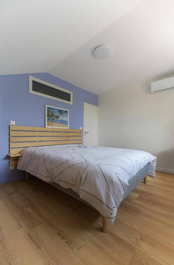 Appartement entier, Duplex Apartment in Saulcet, Allier