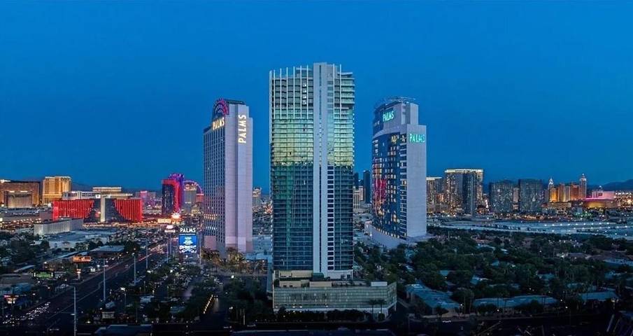 Ośrodek wypoczynkowy dla 4 osób, z basen i taras oraz widok w Paradise (Las Vegas)