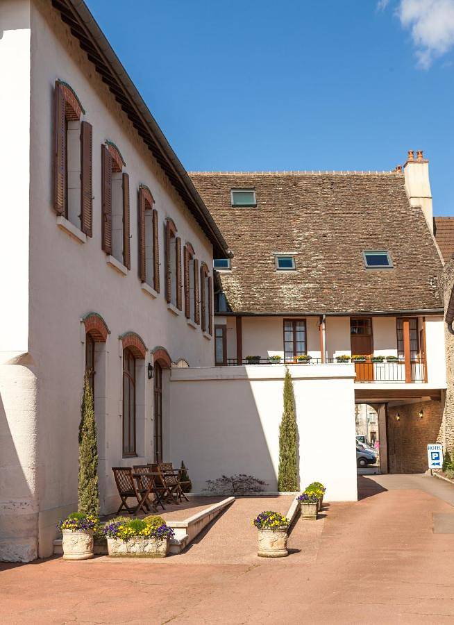 Logis Hotel de La Cloche in Beaune, Région de Beaune