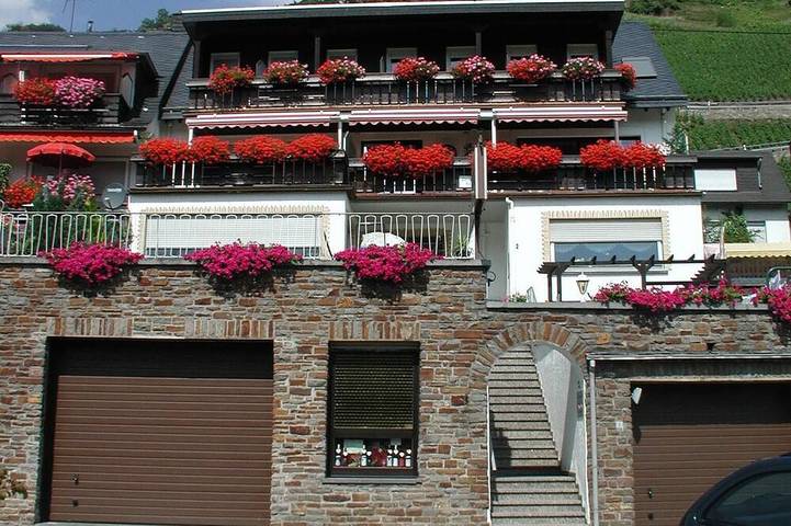 Ferienwohnung für 2 Personen, mit Balkon in Valwig