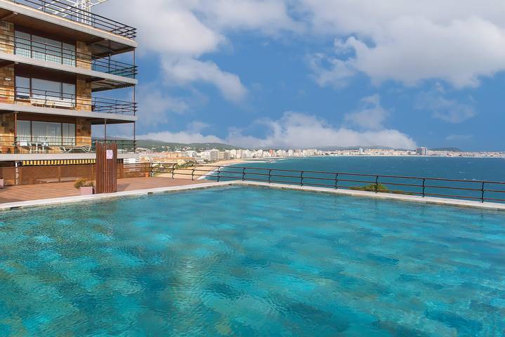 Ferienwohnung für 4 Personen, mit Pool und Terrasse sowie Garten und Ausblick, mit Haustier in Calonge - 4