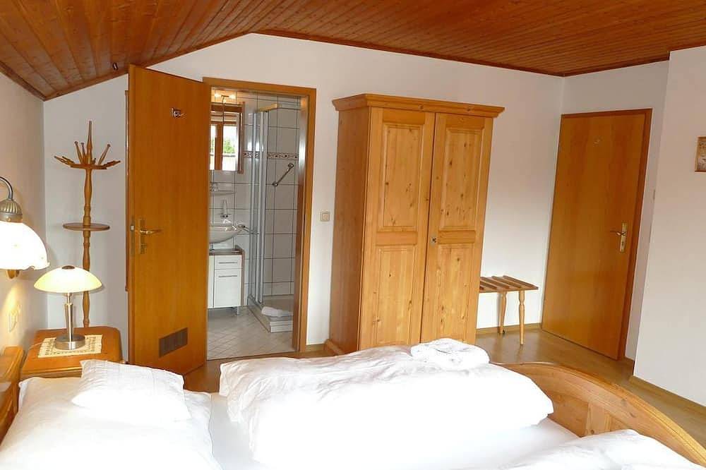 Ganze Wohnung, Ferienwohnung Berchtesgadener Land - Haus Schmidberger in Weissbach an der Alpenstrasse, Schneizlreuth