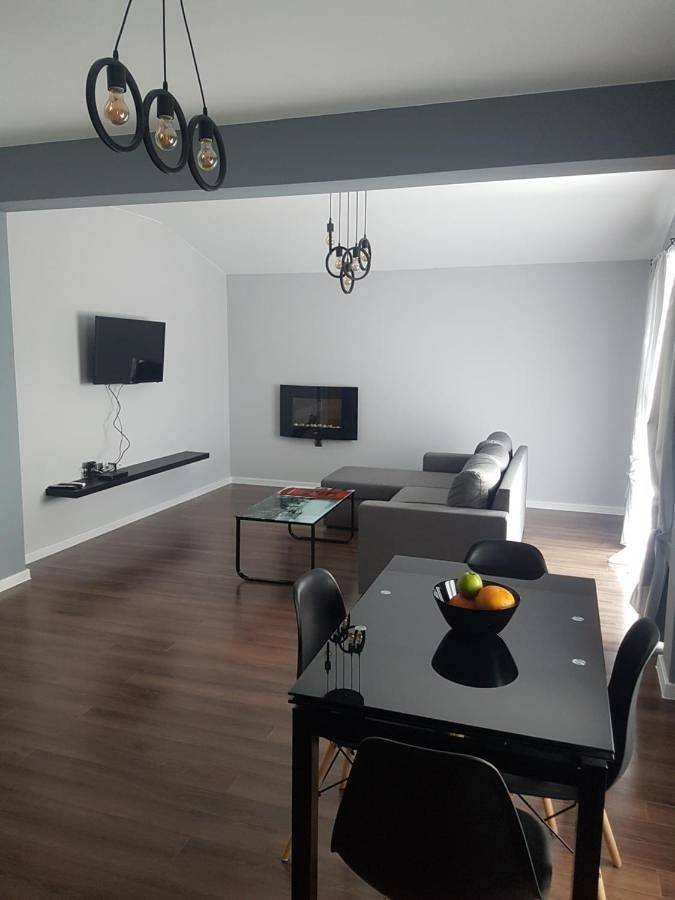 Cały apartament, Apartament wakacyjny dla 4 osób z taras in Karłowo, Bułgaria