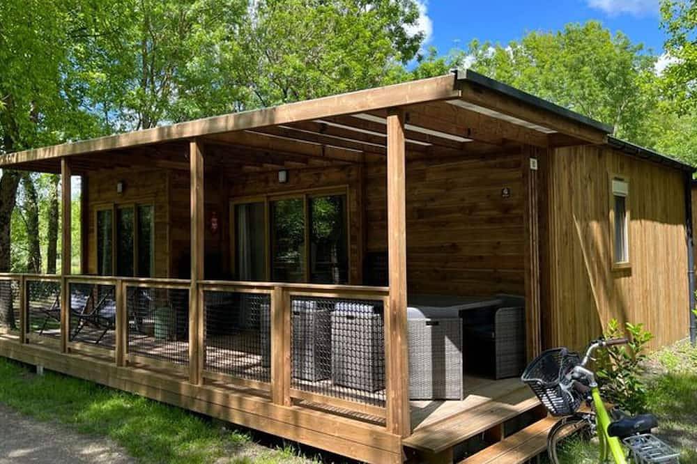 Spacieux Chalet 3 Chambres avec Terrasse in Coulon, Région de Niort
