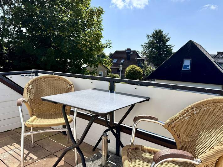Ganze Wohnung, Schöne 2-Zimmer-Ferienwohnung mit Südbalkon, ruhig und strandnah gelegen in Westerland, Sylt (Gemeinde)