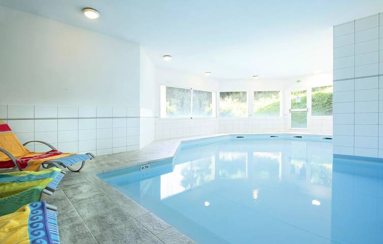 Chalet pour 4 personnes, avec piscine et sauna à Notre-Dame-de-Bellecombe - 2