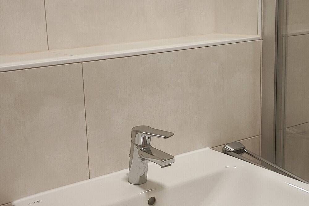 Apartment im Hotel 'Einhorn' mit Bergblick, gemeinsamer Terrasse und Wlan in Schwäbisch Gmünd, Albsteig Etappe 6