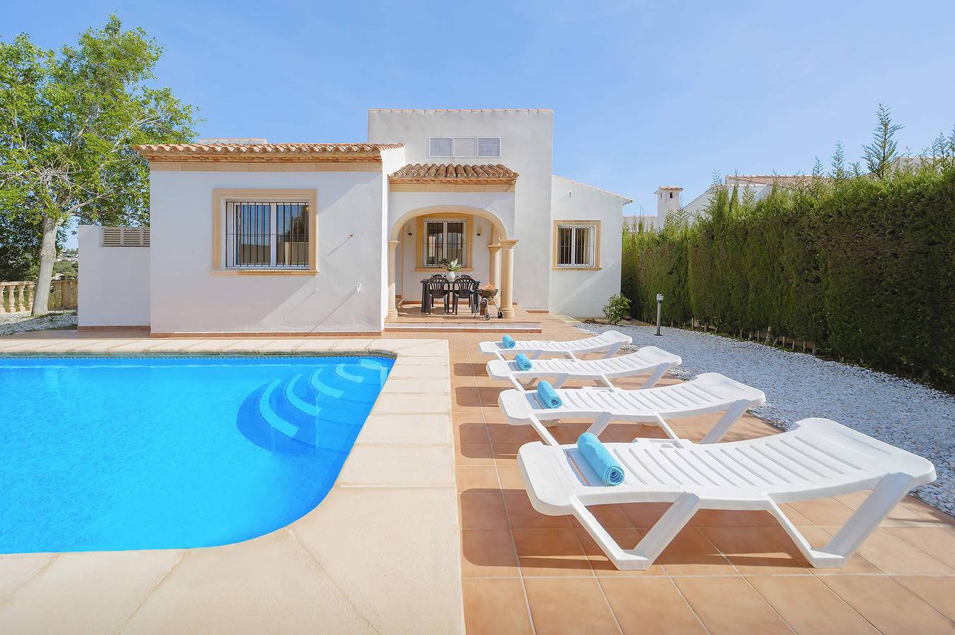 Villa für 4 Personen mit Garten in Granadella, Jávea