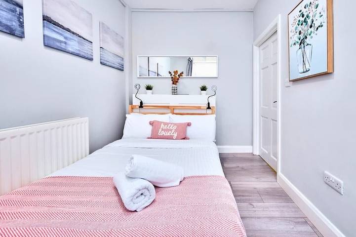 Ganze Wohnung, Portrush Harbour Apt Walk to Beach in Portrush, Grafschaft Antrim