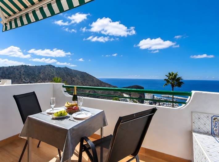 Apartment for 2 people, with Balcony and Garden as well as Children pool in Puerto Rico (Gran Canaria)