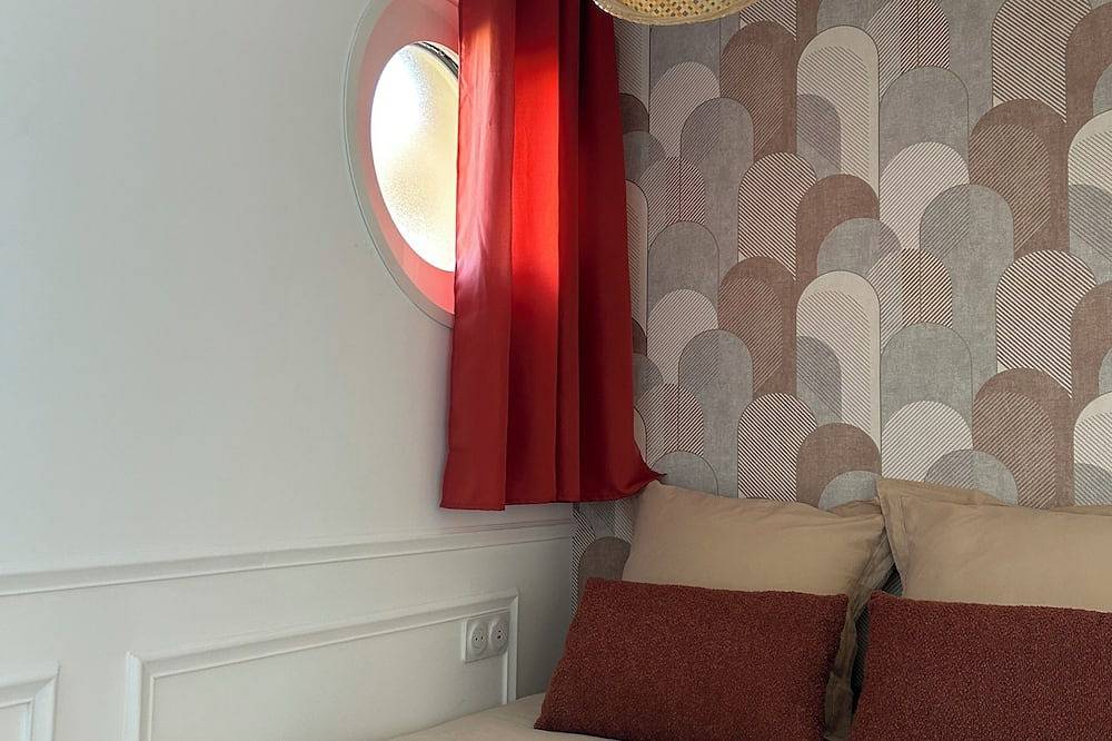 Appartement entier, Appartement avec jardin cosy full équipé - Front de mer St Laurent du Var in Saint-Laurent-du-Var, Côte méditerranéenne (France)
