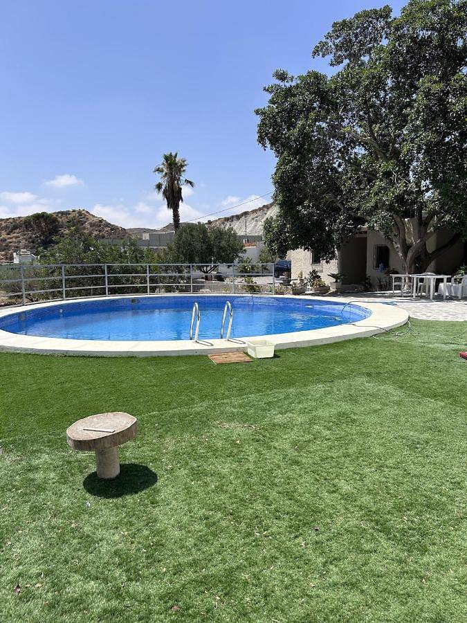 Casa rural para 6 personas, con Balcón y Terraza además de Piscina y Vistas en Enix