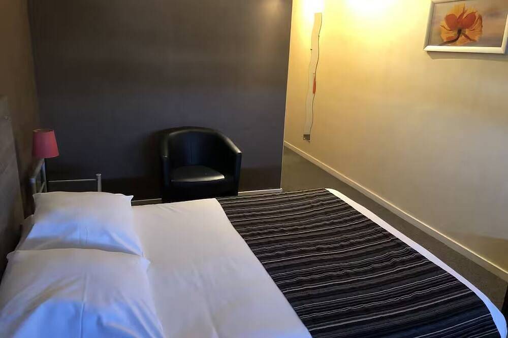 Conveniently Located Hotel near Eurexpo and Old Lyon at the gates of Lyon in Saint-Priest, Rhône