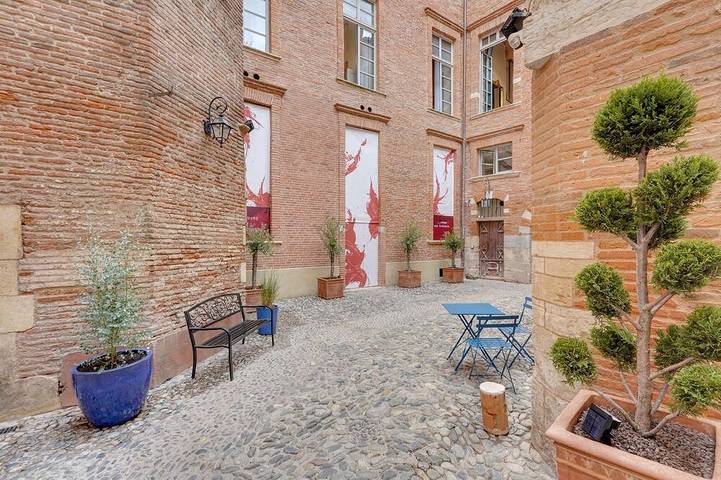 Location de vacances pour 4 personnes, avec jacuzzi à Toulouse