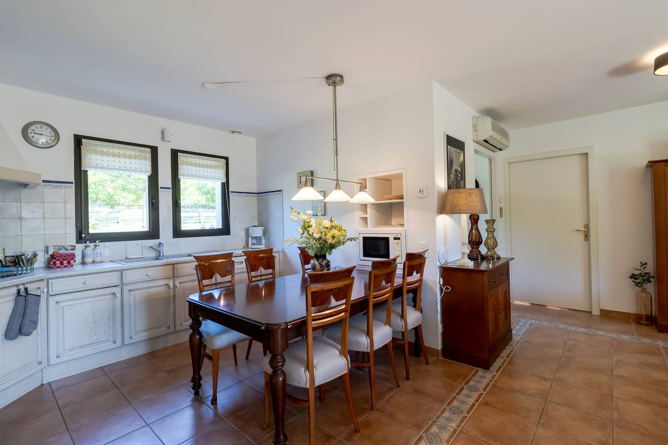 Maison de vacances 'Rose' avec piscine partagée, Wi-Fi et climatisation in Castelnaud-la-Chapelle, Périgord Noir