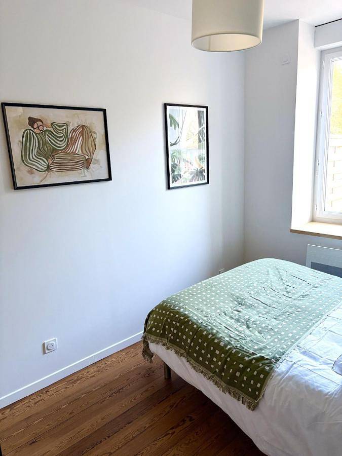 Gîte pour 4 personnes, avec Terrasse et Vue à Lagnieu - 4