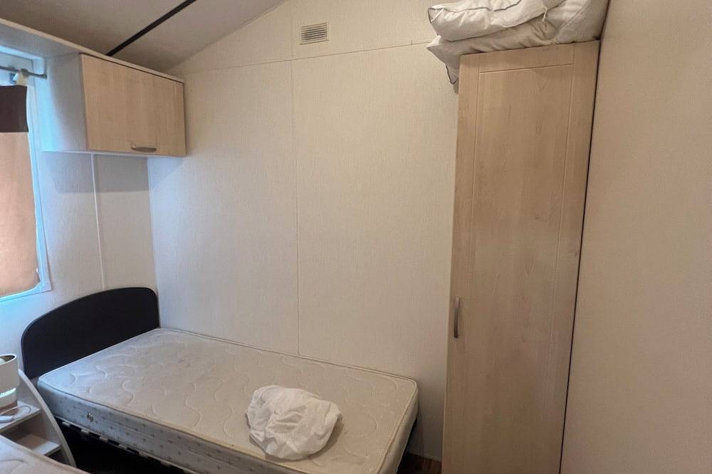 Mobil home climatisé tout confort avec terrasse – entre mer & Camargue in Lunel, Côte d'Améthyste