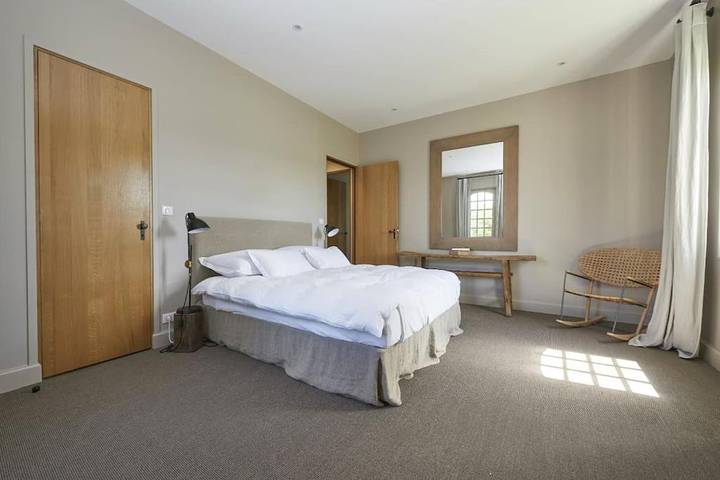 Location de vacances pour 10 personnes, avec terrasse ainsi que vue et jardin à Belvès-de-Castillon - 2