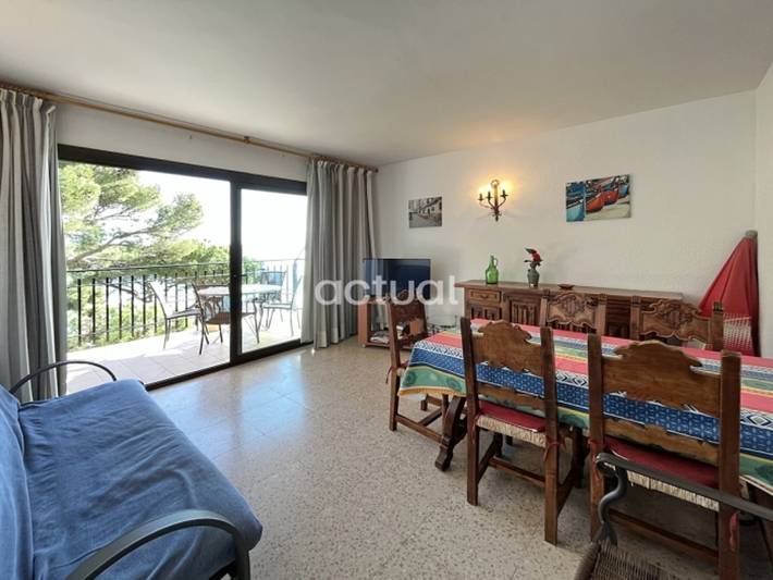 Ganze Wohnung, Meerblick-Appartement mit Terrasse, Parkplatz und Spielplatz in Platja d'Aro, Costa Brava
