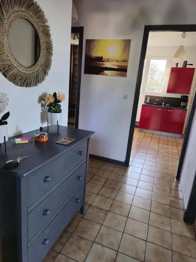 Gîte pour 4 personnes, avec terrasse et jardin à Les Martres-de-Veyre - 3