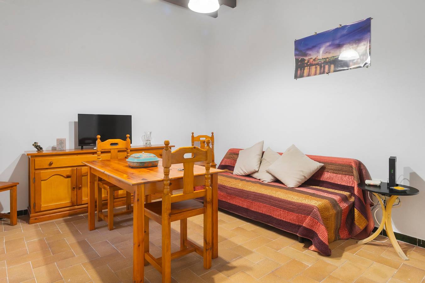 Ganze Wohnung, 'Apartment en Puente Triana' in Stadtzentrumnähe mit Patio und Wlan in Central Seville, Sevilla
