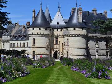 Mobil home pour 8 personnes, avec bassin pour enfant à Onzain