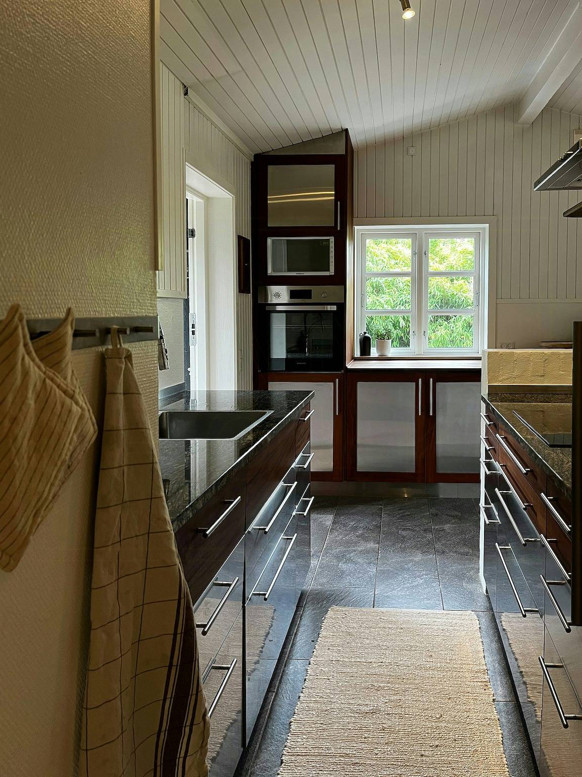 Casa de vacaciones en primera línea del fiordo de Avnø con spa in Næs, Vordingborg