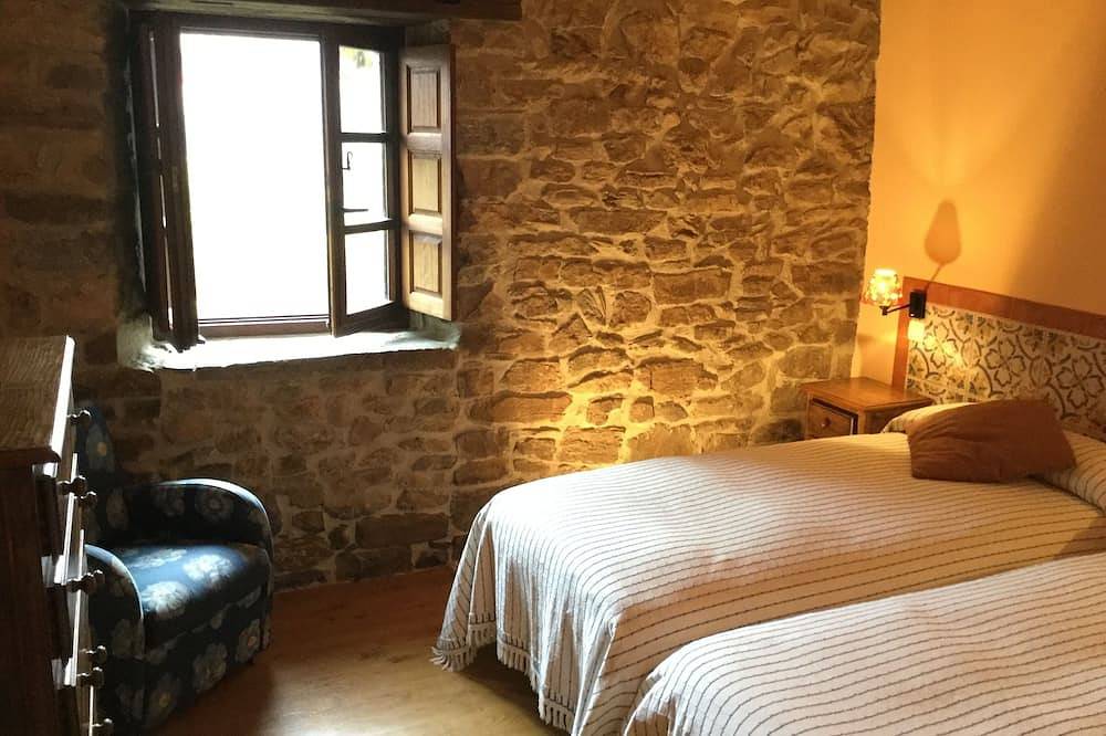 Ganze Wohnung, Olmares Apartment Picos de Europa - Chill out with spectacular views (Balcony) in Pesaguero, Cordillera Cantábrica