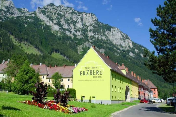 Ferienhaus für 12 Personen, mit Garten - 1